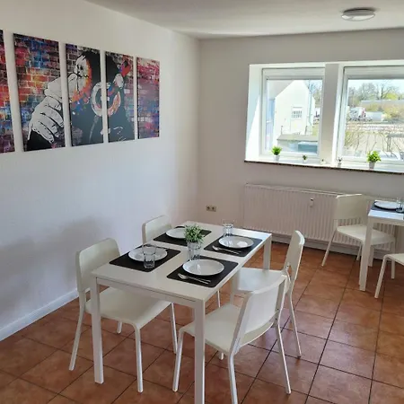 Apartment Work & Relax In Industrial Area