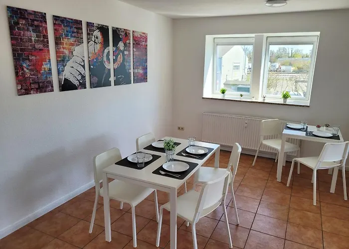 Apartment Work & Relax In Industrial Area